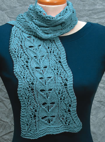 Wavy Bee Scarf